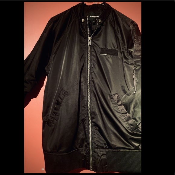 Members Only Sweater / Jacket - Picture 2 of 6